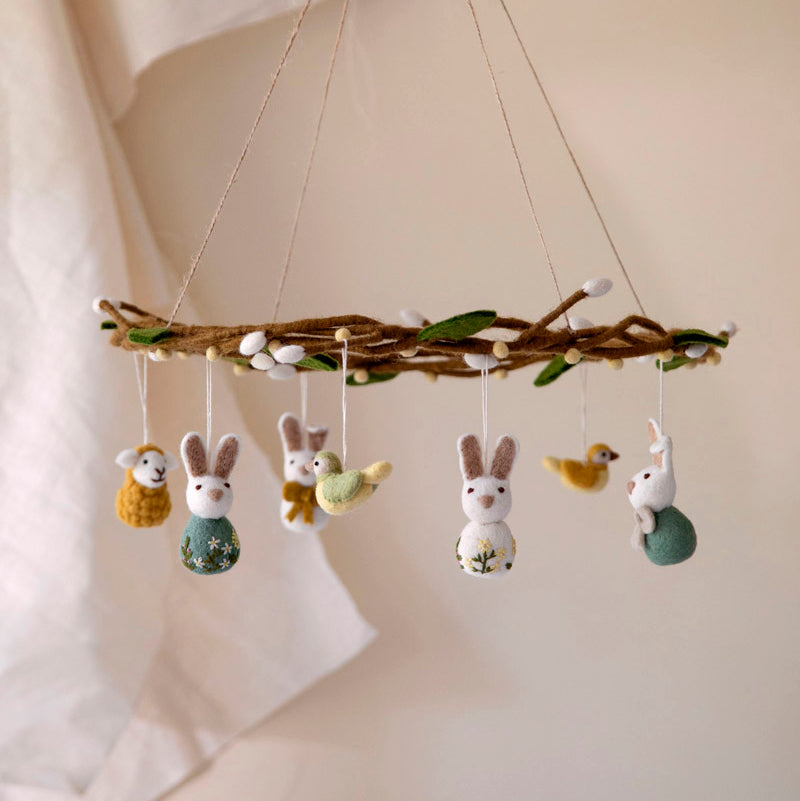 Gry & Sif - Kanin, ophæng gul med broderi