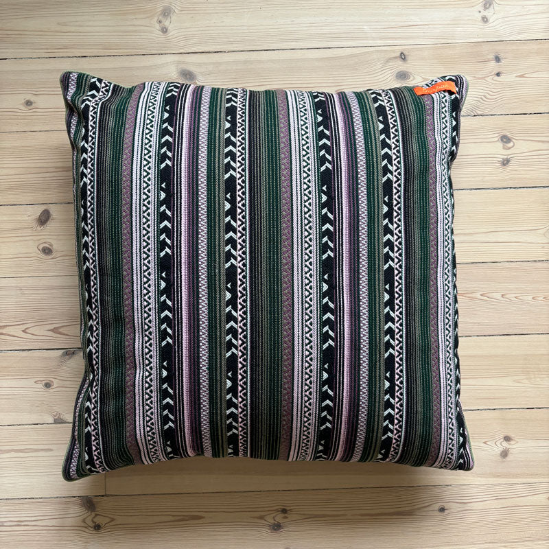 Gaspar pude green/purple jacquard